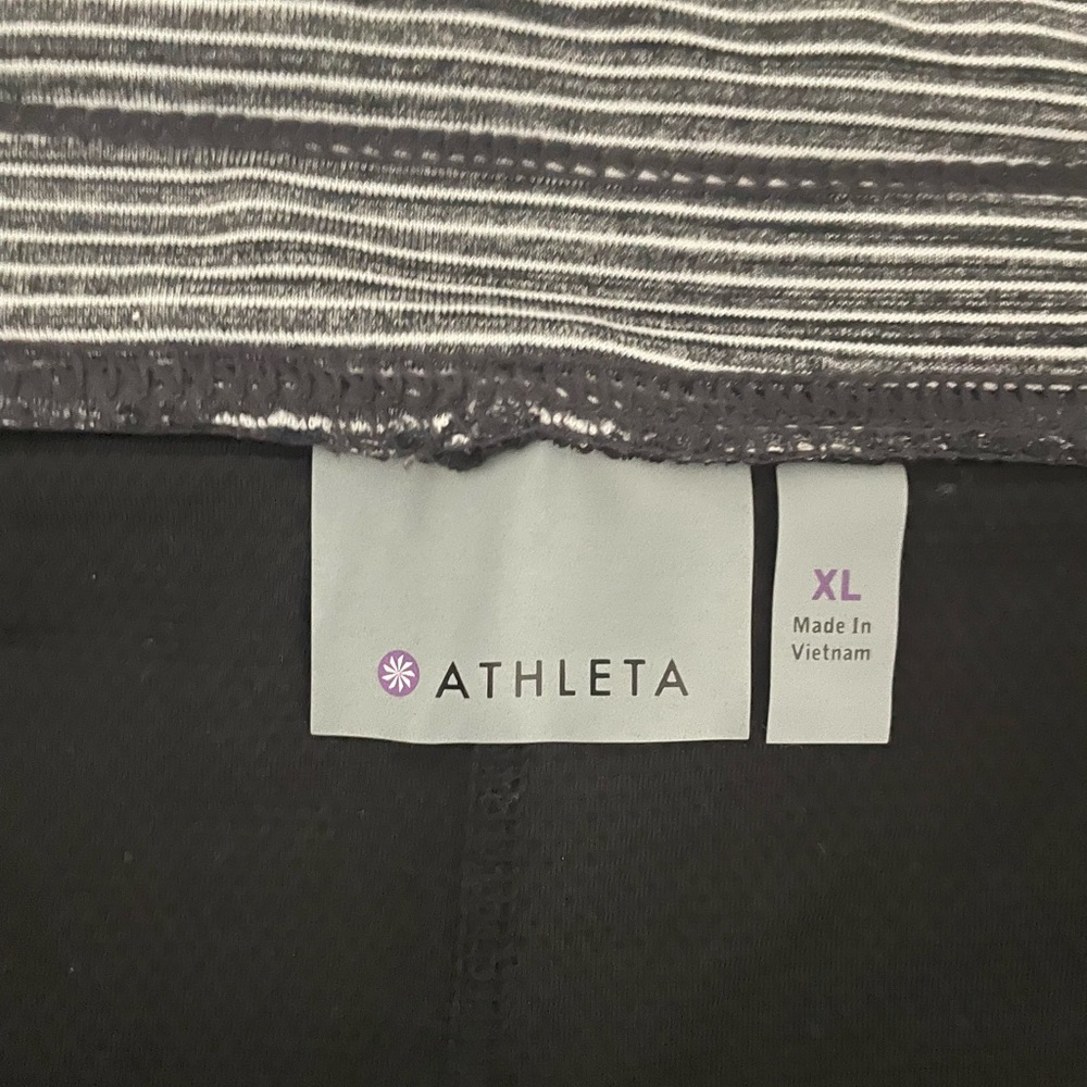 Athleta Striped Skort - Picture 3 of 3